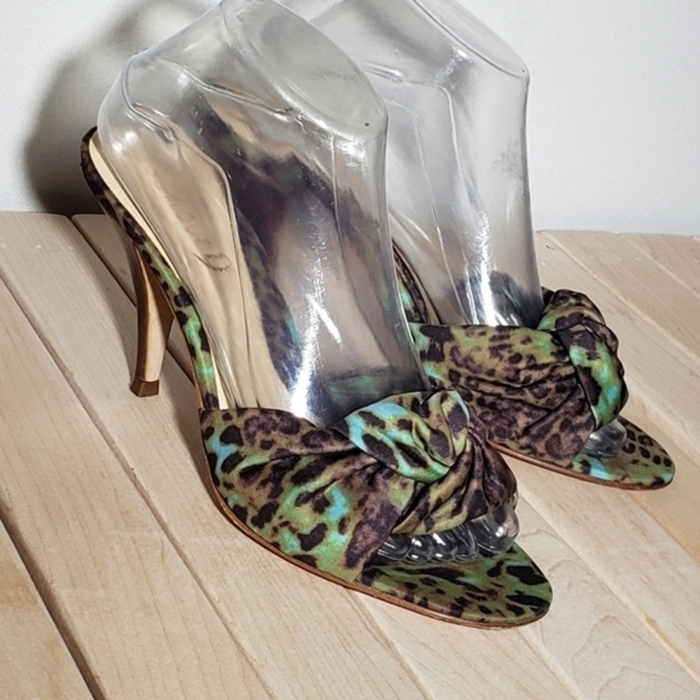 BOUTIQUE 9 Animal Print Mid Heel Shoe Size 8
